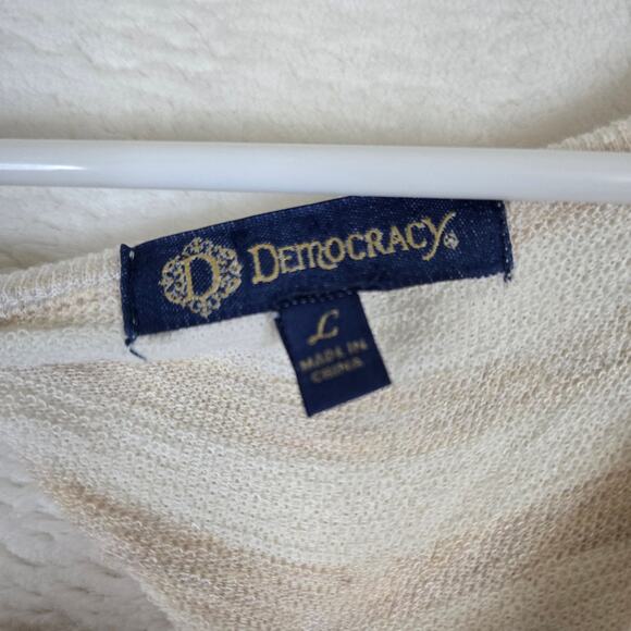 Democracy Pocket Tshirt Blouse Top Womens Large Keyhole Back 0734 - Picture 2 of 8